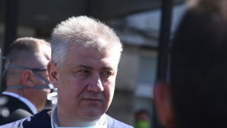 Проф. Балтов: Това не е един прост грип, а сложен вирус
