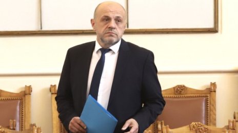 Томислав Дончев: Има подозрения кой стои зад атаката срещу Борисов  