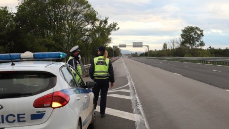 Катастрофа ограничава движението на "Тракия" в посока Бургас