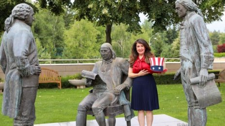 Херо Мустафа кани на виртуално парти за Деня на независимостта