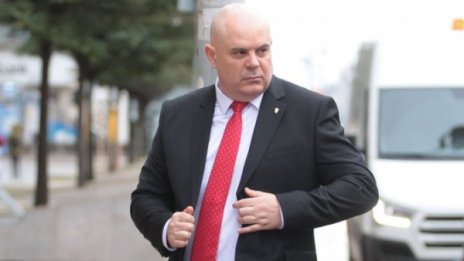 Гешев иска отстраняване от ВКП на прокурора, обвинен в хулиганство