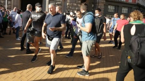 За шести ден: Антиправителствен протест в София
