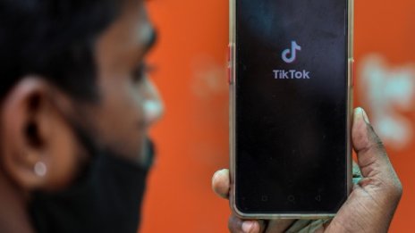 Индия забрани TikTok – конкурентът Roposo с рекорден ръст