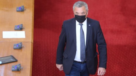 Валери Симеонов: Не сме се вкопчили за управлението като маймуни за палма