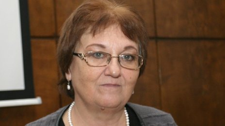 Стефанова: Без подкрепата на ПБ няма път към президентството