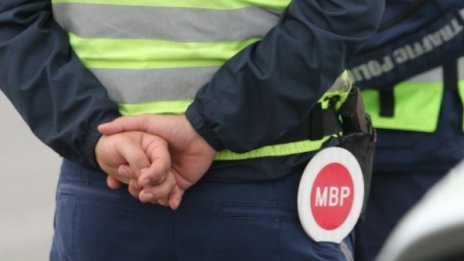 Челен удар между две коли на Е-79 край Благоевград