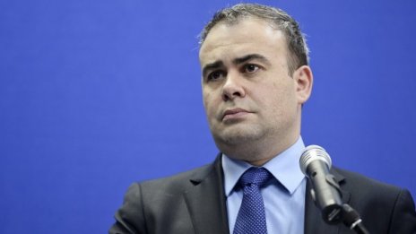 Румънски бивш финансов министър осъден за корупция