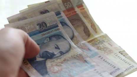 Над 13 000 са одобрените безлихвени кредити у нас