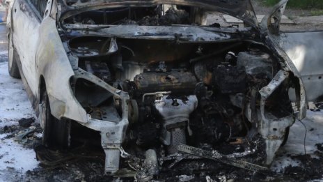 Задържаха мъж, запалил товарен автомобил в Поморие