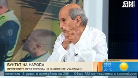 Колегиален упрек: Участието на артистите в протестите е пасивно