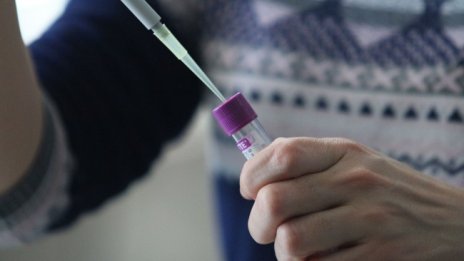 Има ли лекарска грешка при починалия с коронавирус абитуриент от Велико Търново?