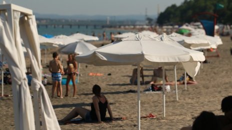Спазват ли се противоепидемичните мерки по плажовете?