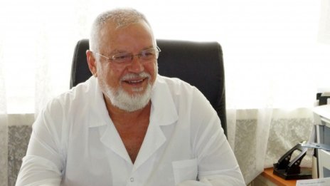 Лекари спасиха живота на мъж загубил близо 4 литра кръв 