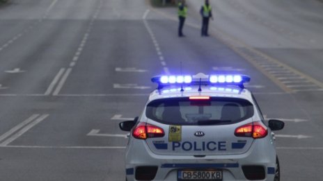 Задържаха близо 20 души при акция срещу трафика на мигранти