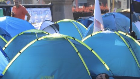 Протестът в кадър: Ден 37