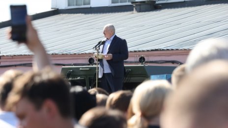 Лукашенко предлага нова Конституция в Беларус