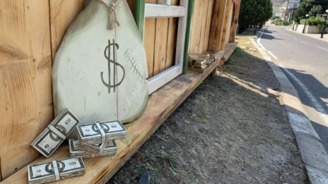 Солени цени по морето: Бира с три лимонади удариха 30 лв.