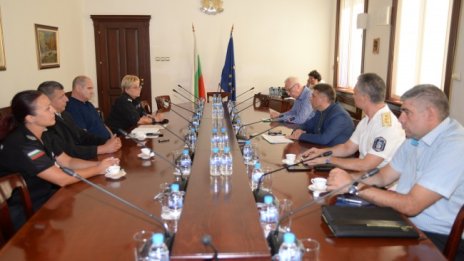 Надзирателите се пребориха за откриването на нови 200 щатни бройки 