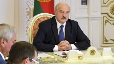 Лукашенко заповяда да се реагира без предупреждение