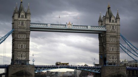 Великобритания насърчава британците да се върнат на работа