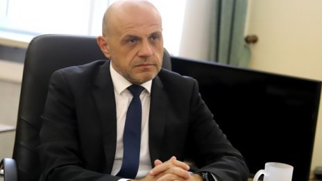 Томислав Дончев: Смяна на караула не би отговорила напълно на исканията на хората