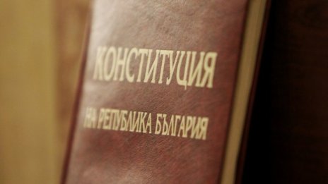 Дариткова: Вярвам, че днес ще съберем 120 подписа 
