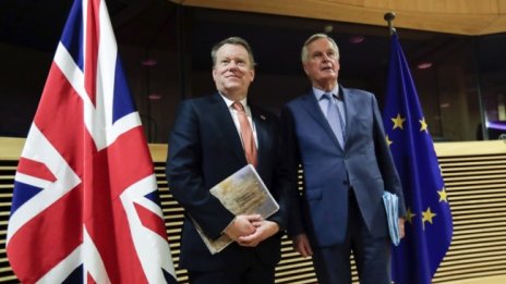 Великобритания с по-твърд подход при Brexit