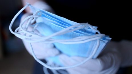 Митовете за маските - кое е вярно и кое фалшива теория?