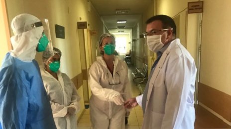 Повечето българи вярват, че здравната ни система се развива негативно