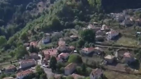 Защо село Мостово е известно като Милионерово?