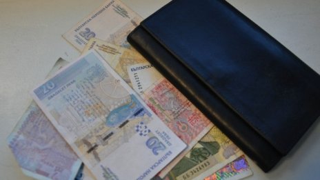 Минималното обезщетение за безработица вече е 12 лв. 