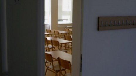 Нови 2 паралелки в Ямбол под карантина заради коронавирус