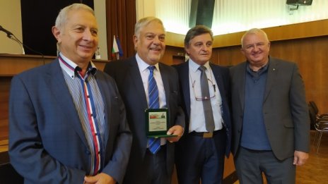 Целта в туризма: България - конкурентна дестинация за четири сезона