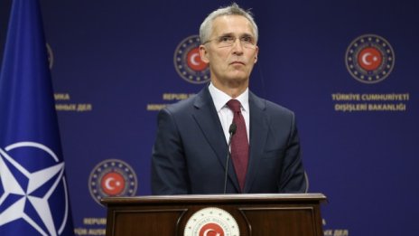 НАТО се намеси, пада рискът от военен конфликт Турция-Гърция