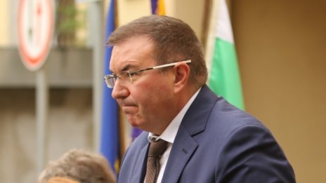 Ангелов за пострадалите край Елхово: Рано е за прогнози!