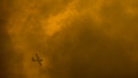 Петима загинали при сблъсък на два самолета във Франция