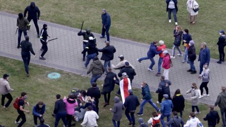 Полицията в Беларус вече може да използва летални оръжия 