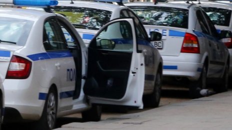 Апаши свиха водолазен костюм от бунгало в Крапец