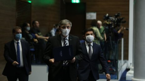 ДПС заедно с БСП за искането на оставката на Караянчева 