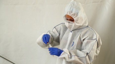 Здравната система в Полша на ръба, ръст на заразените в САЩ