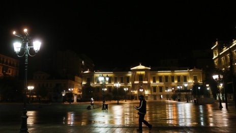 МВнР: В Гърция маската е задължителна при пътуване в кола