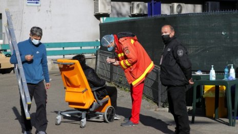 Черен рекорд и в Румъния: Над 100 починали с коронавирус за ден