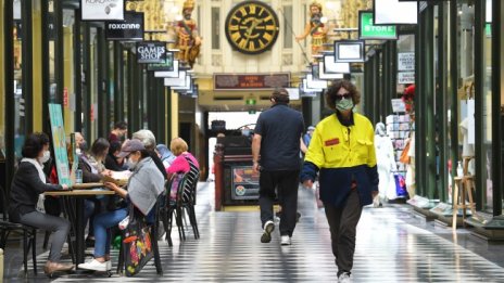 С 2,8 млн. повече COVID случая в света за седмица