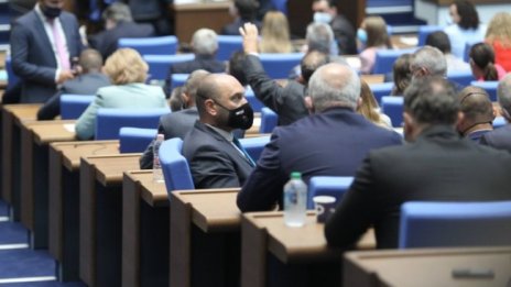 Удължиха срока на валидност на личните документи