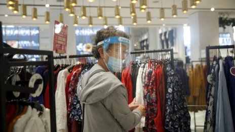 Франция може да облекчи мерки, ако заразата се забави