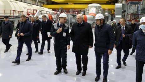 Лукашенко при откриването на БелАЕЦ: Ставаме ядрена държава!
