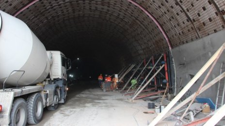 COVID кризата не се отрази на строителството у нас, смята Аврамова