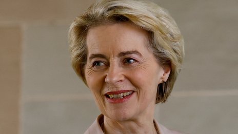 Урсула зове: ЕС трябва да отговори на хибридната война на Русия