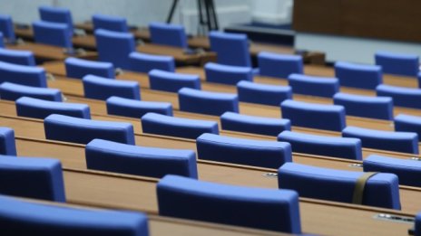 БСП се жалва пред КС заради "виртуалните" депутати