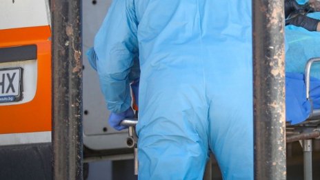 От шеф до шофьор - петима уволнени за починалите на стълбите в Пловдив